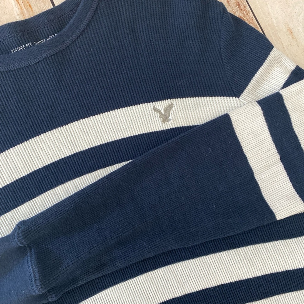 American Eagle Outfitters Navy and Cream Striped Crewneck Sweater Vintage Fit